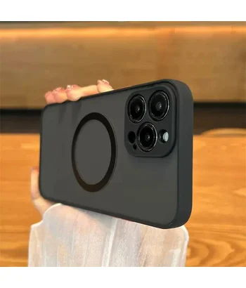 Силиконовый чехол "Armor Matte Cover" Case with MagSafe для iPhone 15 Pro Черный Силиконовый чехол "Armor Matte Cover" Case with MagSafe для iPhone 15 Pro Черный
