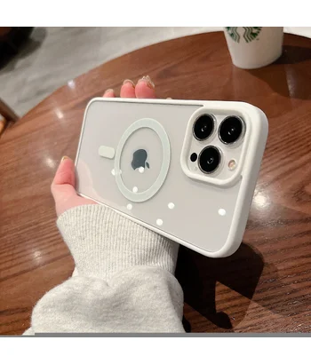 Силиконовый чехол "Luxury Acrylic" with MagSafe для Apple iPhone 15 Pro Белый Силиконовый чехол "Luxury Acrylic" with MagSafe для Apple iPhone 15 Pro Белый