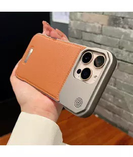 Пластиковый чехол "ArmorLine Leather" для Apple iPhone 16 Pro Max Коричневый Пластиковый чехол "ArmorLine Leather" для Apple iPhone 16 Pro Max Коричневый